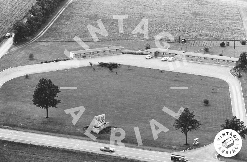 Plaza Motel - 1967 Aerial